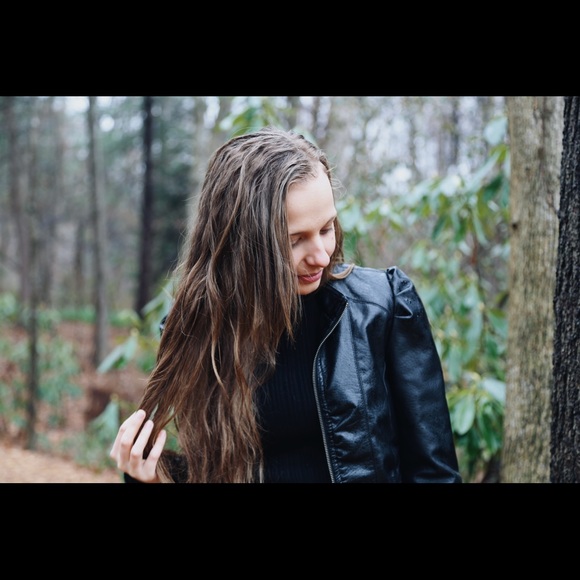 Meet your Posher, Zoryana - Picture 2 of 2